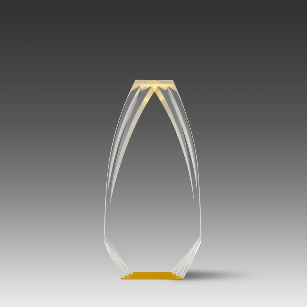 Diamond Carved Obelisk™