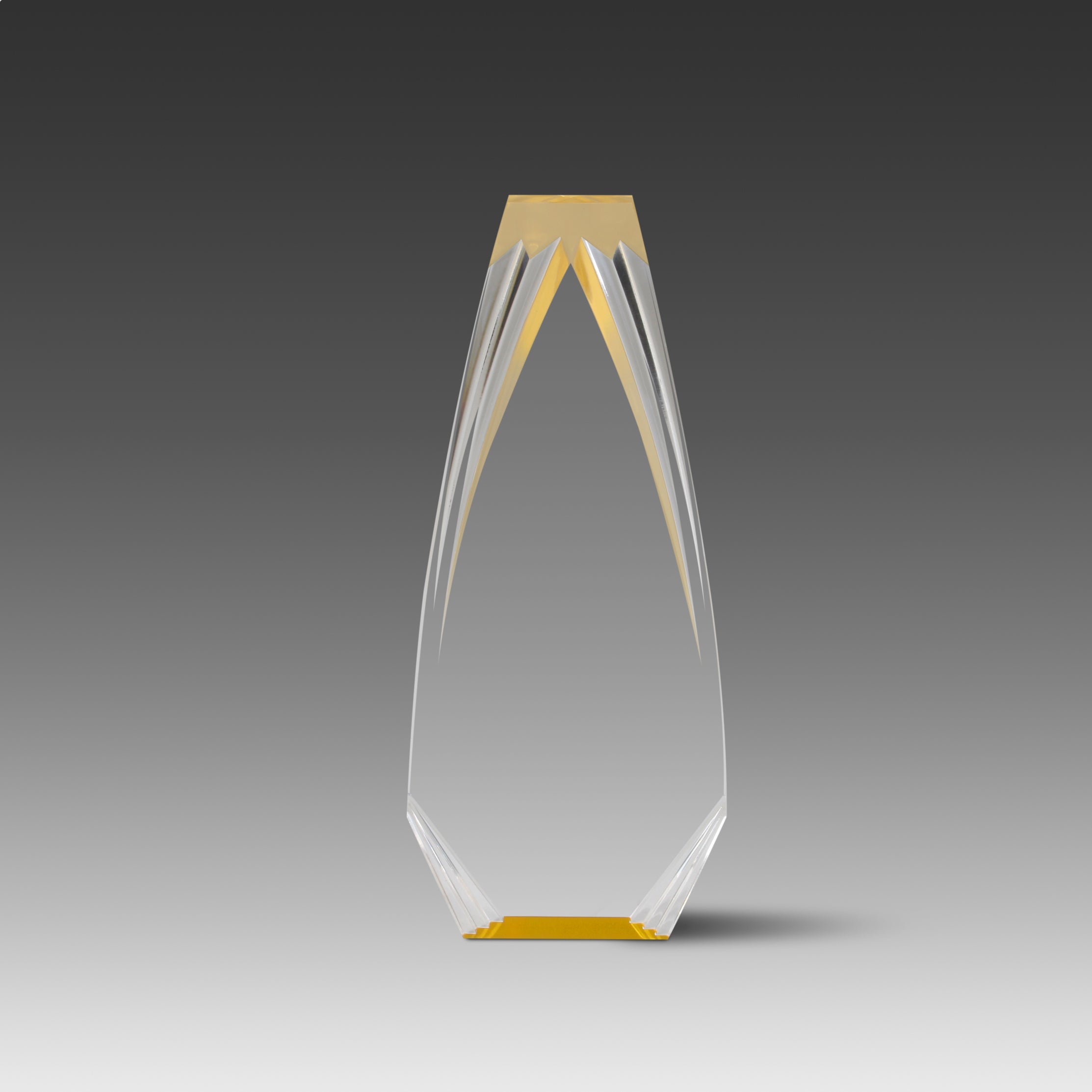 Diamond Carved Obelisk™