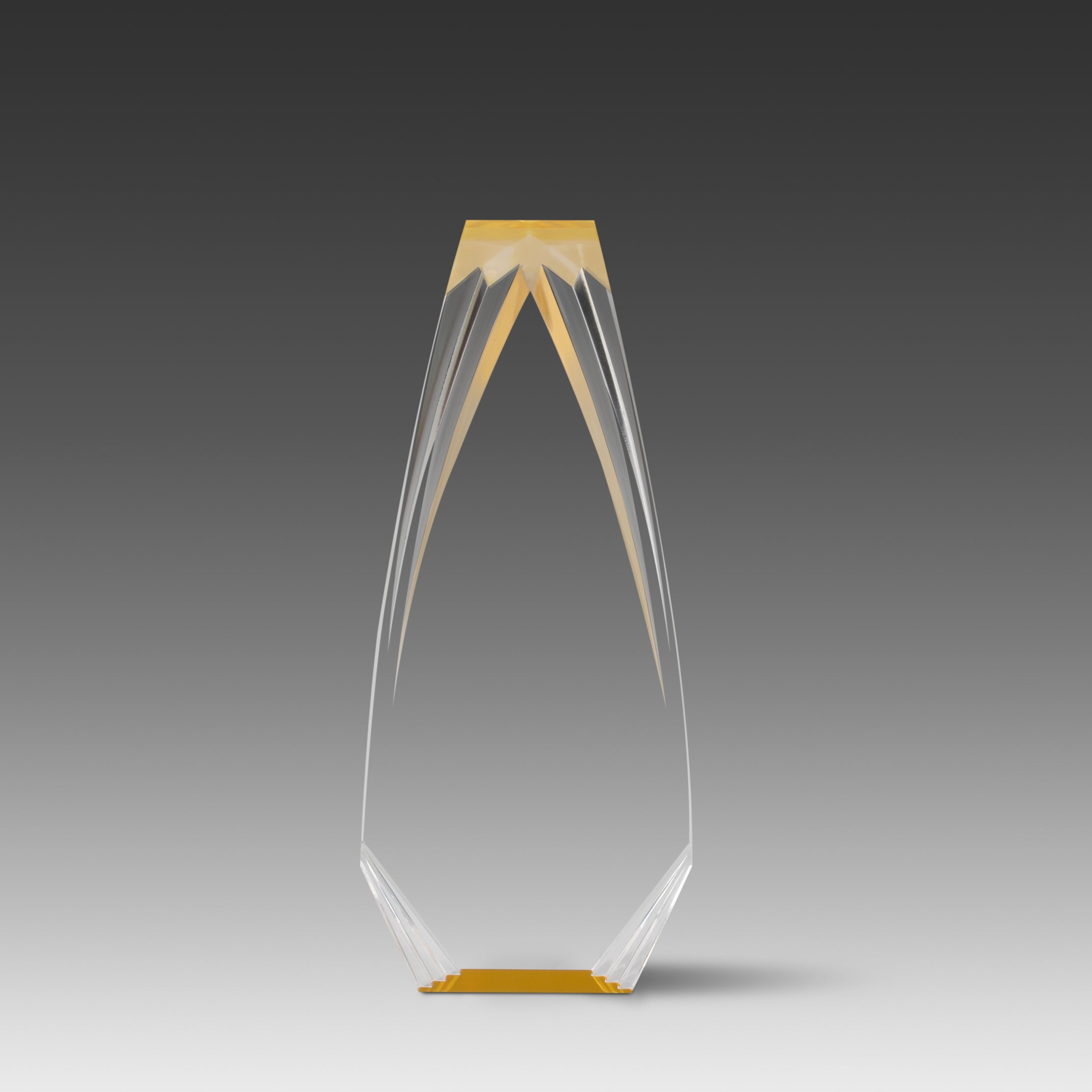 Diamond Carved Obelisk™